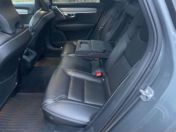 Volvo V90 - 10