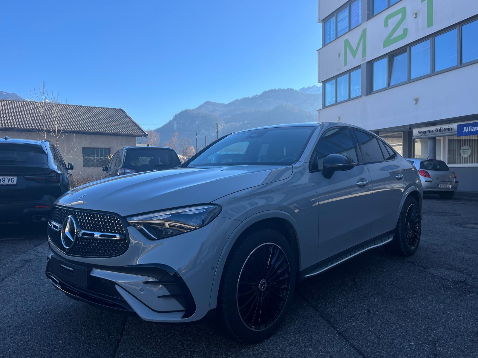 Mercedes-Benz GLC 220 d 4M Coupé  AMG Line /Panorama/Keyless/