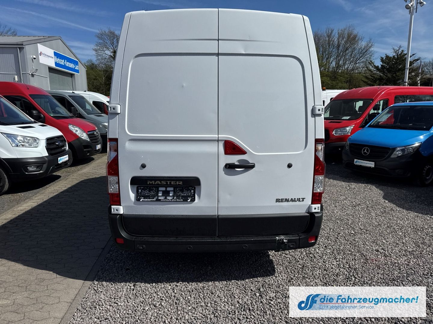 Fahrzeugabbildung Renault Master III Kasten L2H2 HKa 3,5t Totwinkelassiste