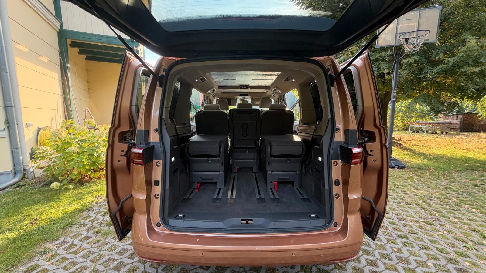 Volkswagen T7 Multivan 1,5 TSI OPF DSG Life Life