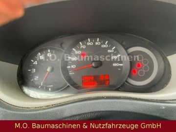 Fahrzeugabbildung Renault Master 100 dci / 2,5 l /  Kasten L2H2 HKa 3,5t