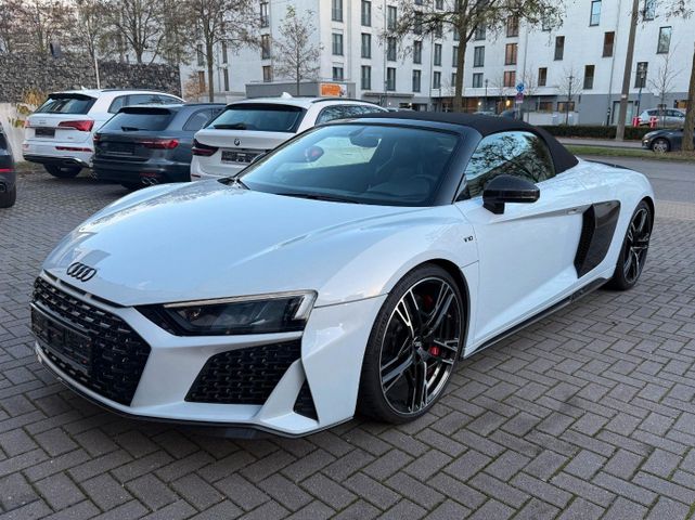 AUDI R8 Spyder 5.2 FSI quattro performance*Carbon*