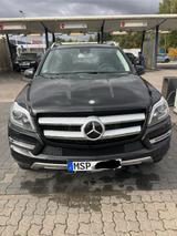 Mercedes-Benz GL 350 BlueTEC 4MATIC - - Mercedes-Benz GL-Klasse mit Diesel-Antrieb