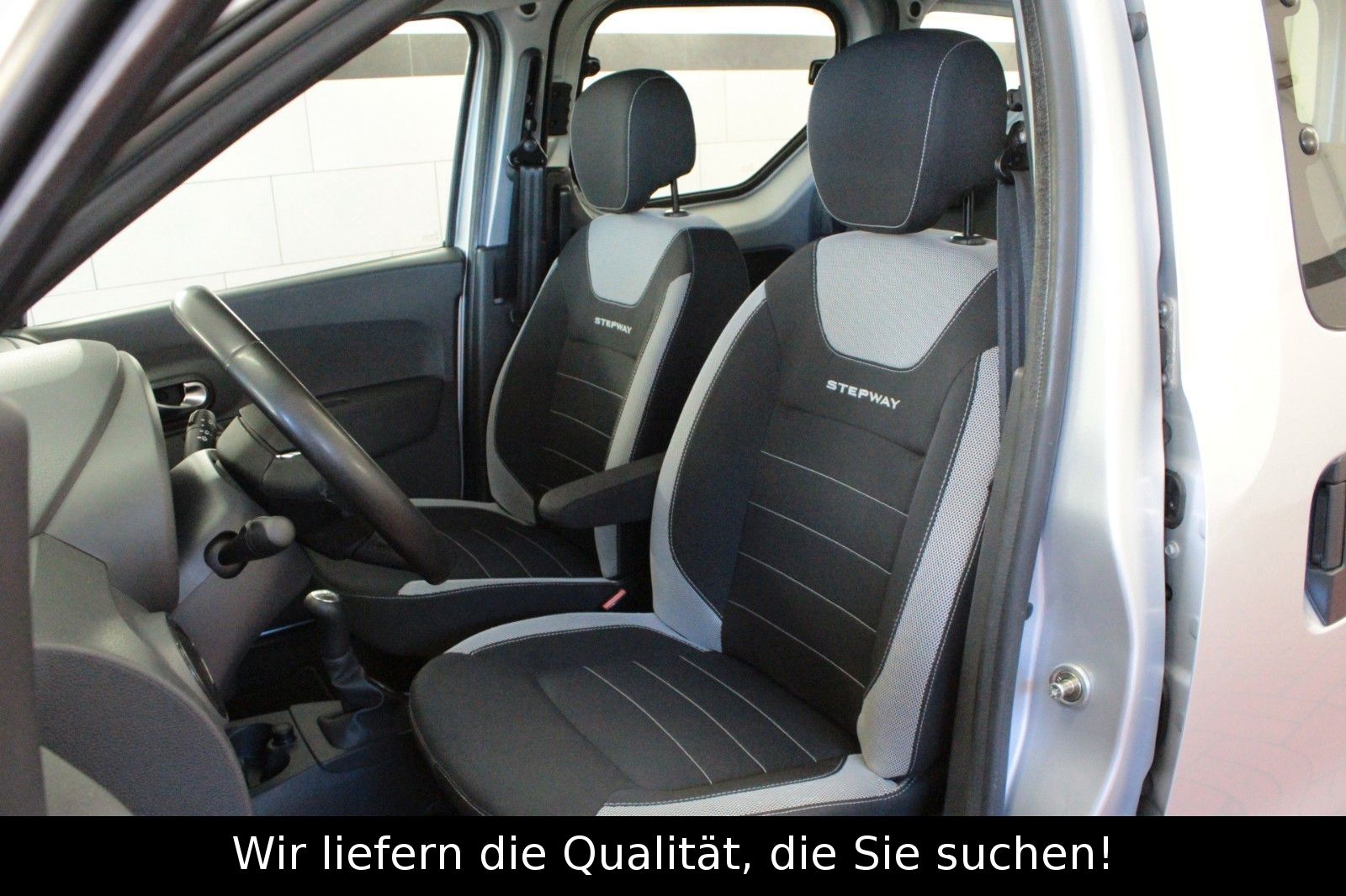 Fahrzeugabbildung Dacia Dokker TCe 115 Stepway *Navi*Klima*