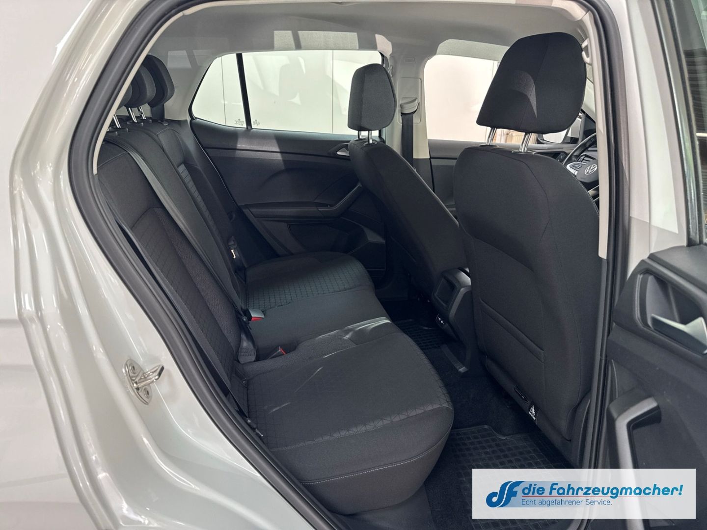 Fahrzeugabbildung Volkswagen T-Cross Life 1.0 TSI EU6d Musikstreaming DAB Tot