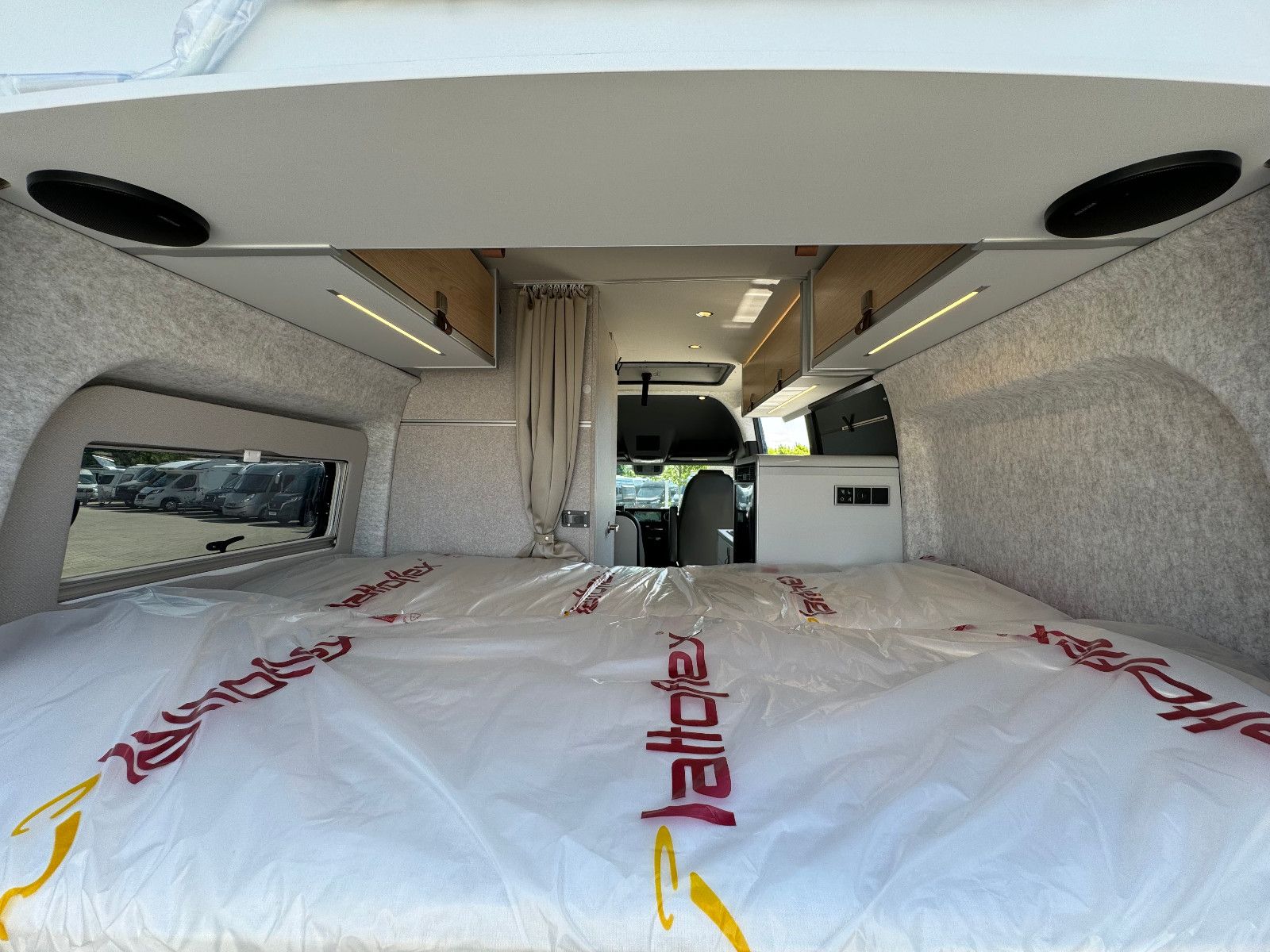 Fahrzeugabbildung HYMER / ERIBA / HYMERCAR Grand Canyon S - 4x4 - Sofort!