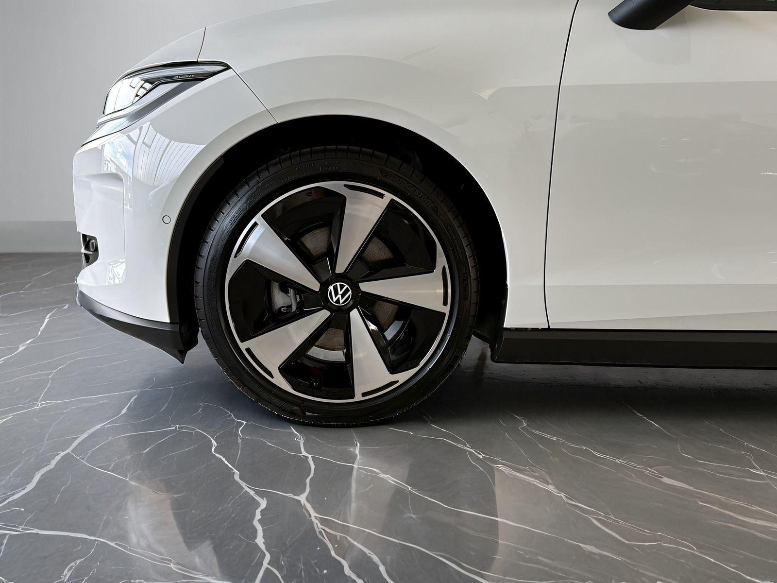 Volkswagen ID. Polo Style ID. Polo Launch-Edition Style 155
