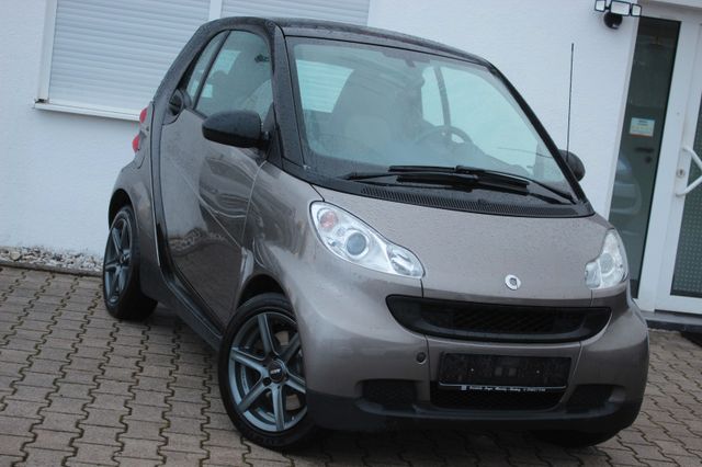 Smart ForTwo coupe Micro Hybrid Drive PANO*TÜV-11/2026