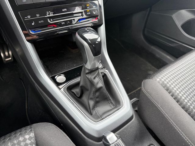 T-Cross Active 1.5 TSI AHK-abnehmbar Navi ACC