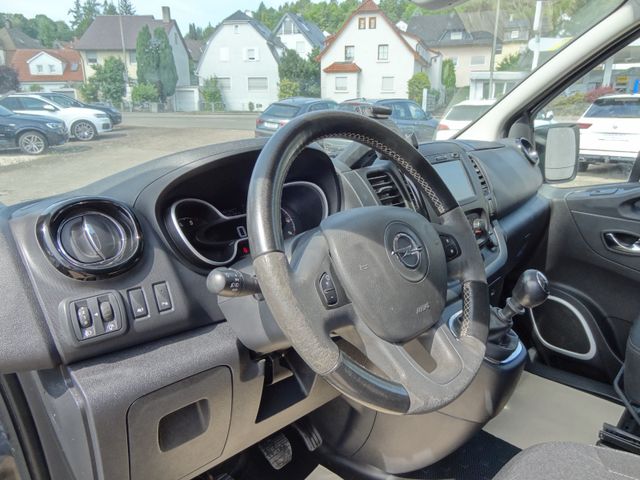 Fahrzeugabbildung Opel Vivaro B Kombi L1H1  2,9t/2.Hd/8-Sitz/AHK/Kamera