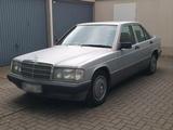 Mercedes-Benz 190 D 2.0D W201 H-Kennzeiche... - Mercedes-Benz 190 mit Diesel-Antrieb: Limousine, 190d W201