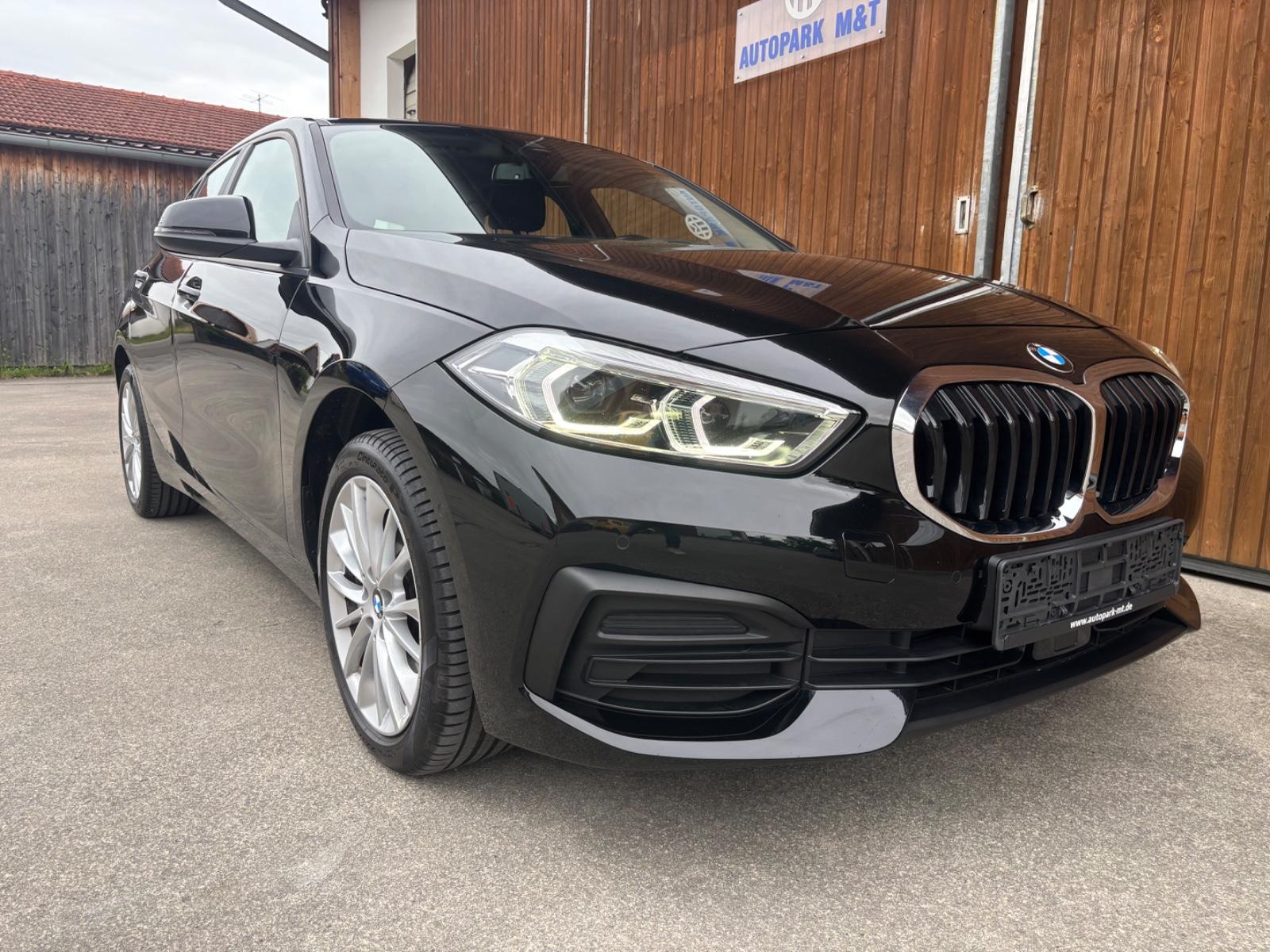 BMW 118i Aut. Navi LED DrivingAssist HarmanK Abstand