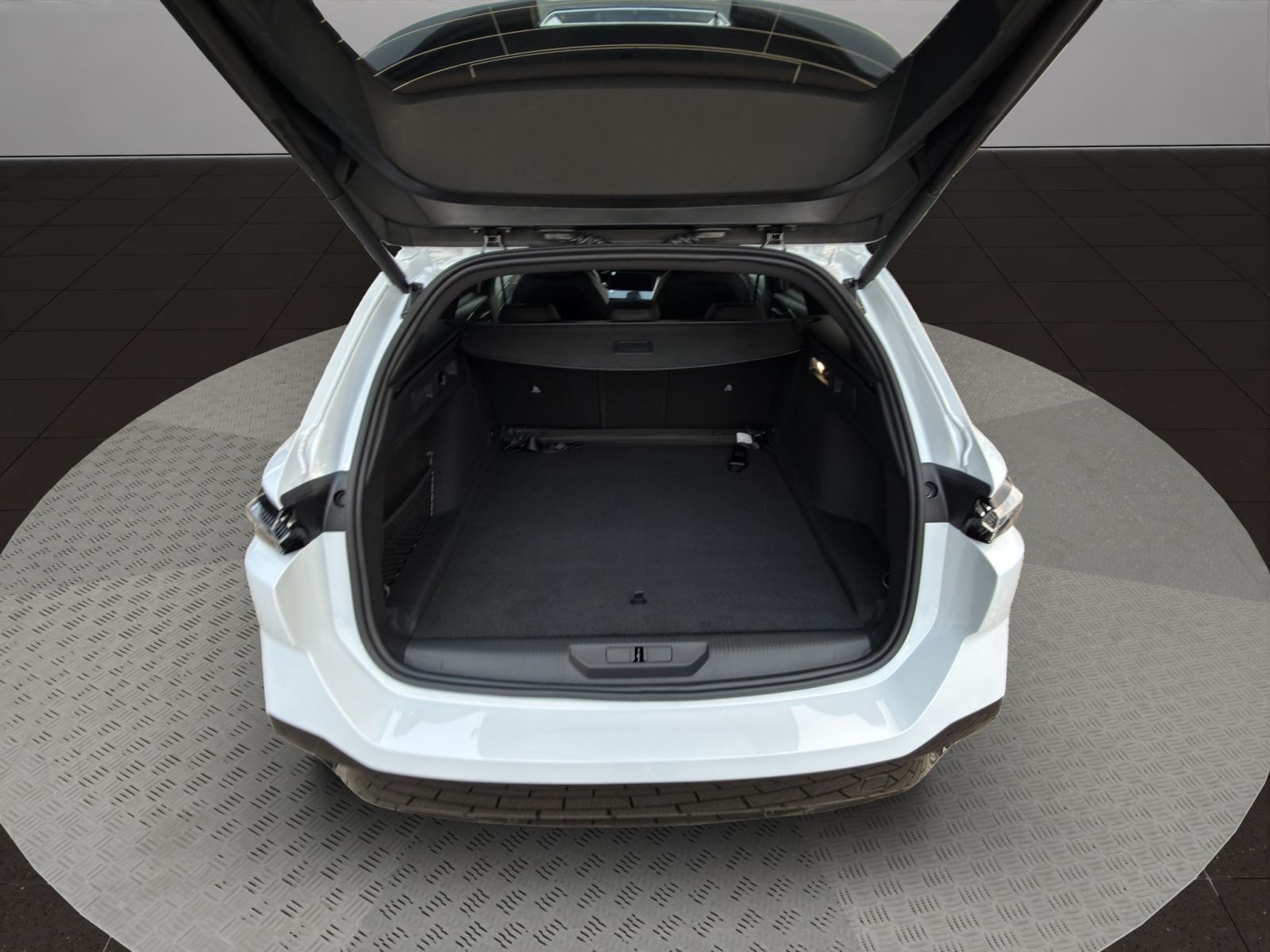 Peugeot 308 - Bild 18