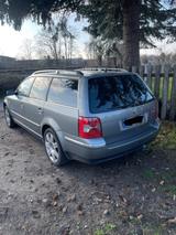 Volkswagen VW Passat 3BG 2.8 V6 Highline - Volkswagen Passat mit Benzin-Antrieb: Kombi, 2.8