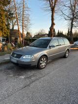 Volkswagen VW Passat 3BG 2.5 V6 TDI Highline - Volkswagen Passat Variant: 3b6