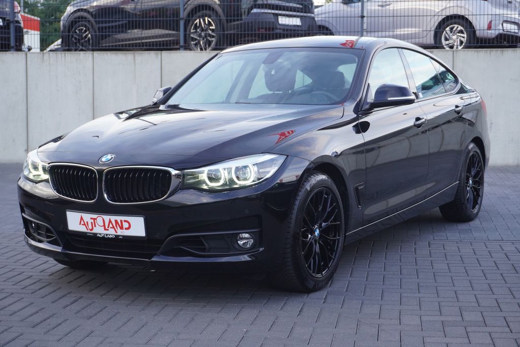 Image of BMW 320