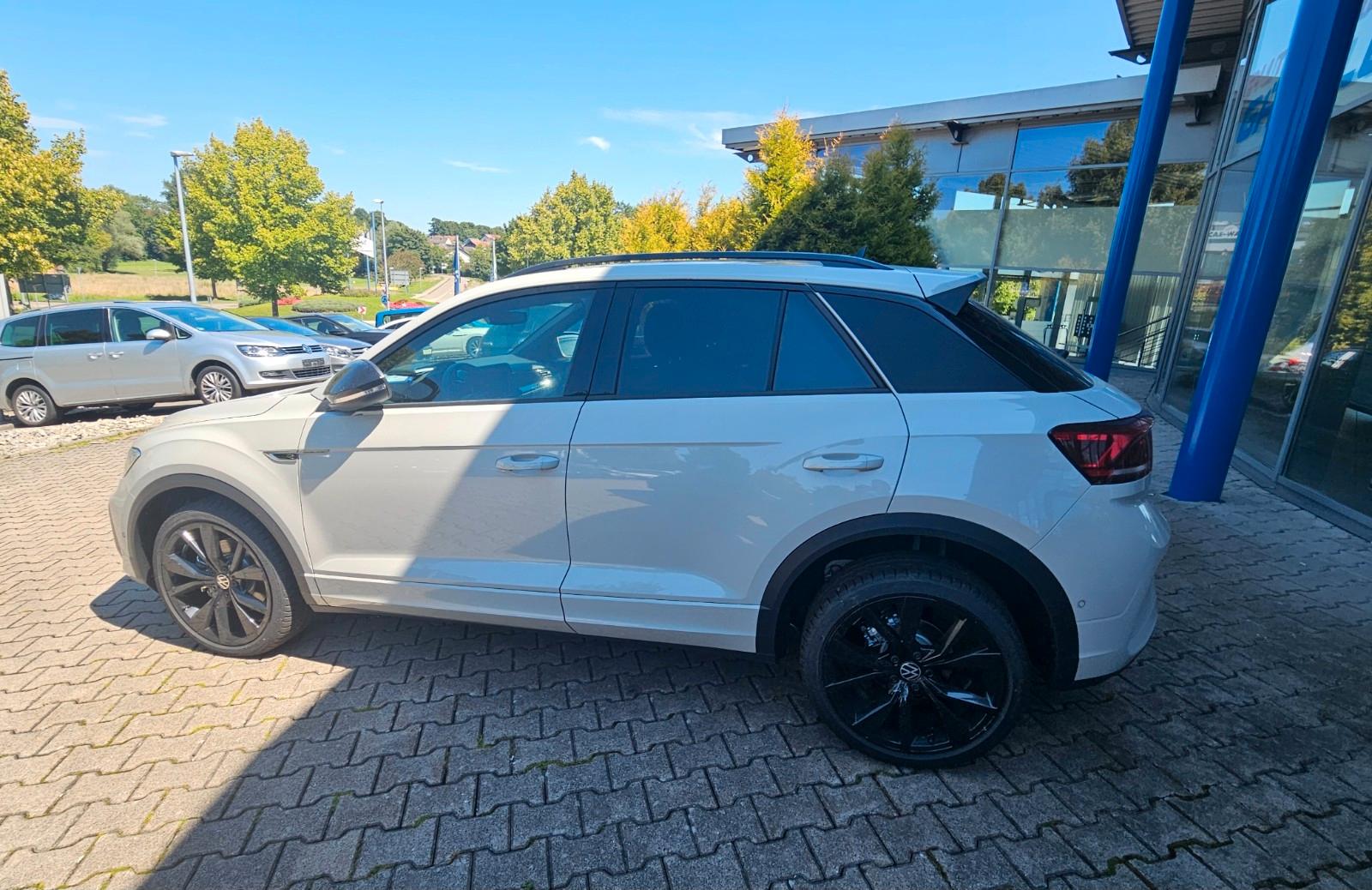 Volkswagen T-Roc 1.5 TSI DSG R-Line,Panorama,Assistenzp