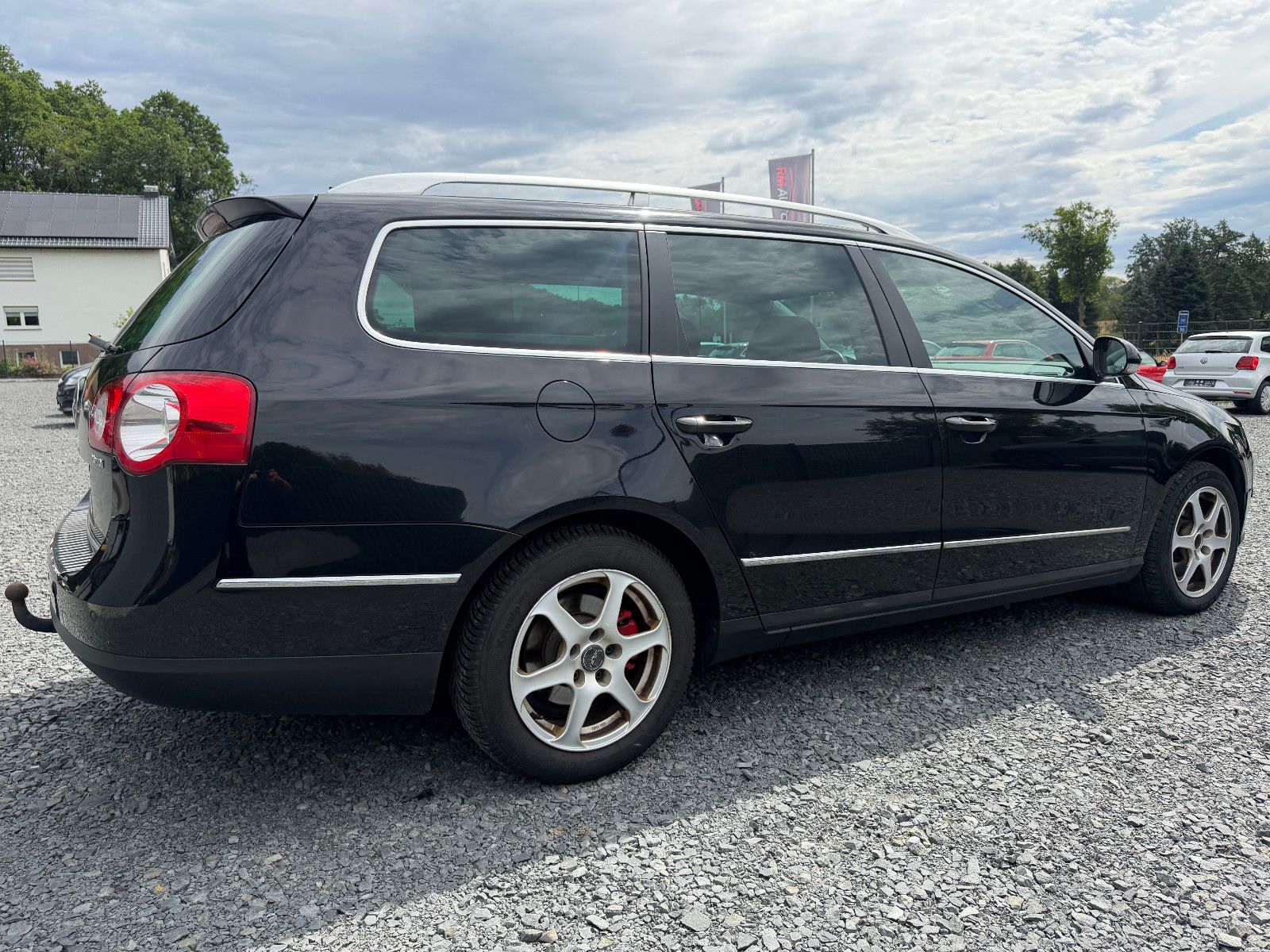 VW Passat Variant Passat 2.0TDI Highline Bi-XENON/AHK/TÜV NEU – Foto 6