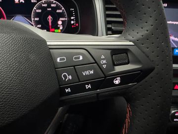 Seat Ateca FR 2.0 DSG Black Ed.*AHK*Pano*360Grad