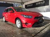 Kia cee'd SW 1.5 DCT7 Vision Komf Autom/1.H/Navi/Shz - rote Kia cee'd Sportswagon