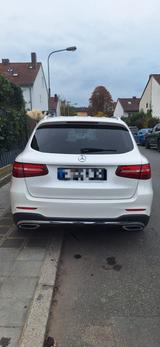 Mercedes-Benz GLC 220 d 4MATIC AMG Line Autom. AMG Line - Mercedes-Benz GLC 220 von privat