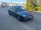 Ford Focus 1.8 TDci Klima Anhängerkupplung - Ford Focus aus 2006: Tdci