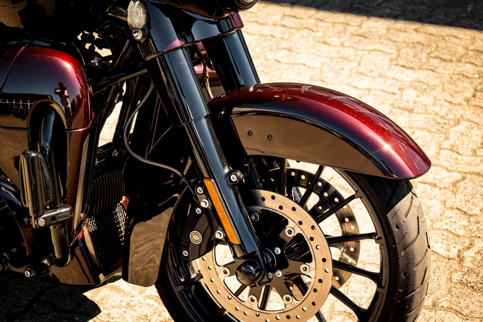 Fahrzeugabbildung Harley-Davidson CVO STREET GLIDE 117 FLHXSE