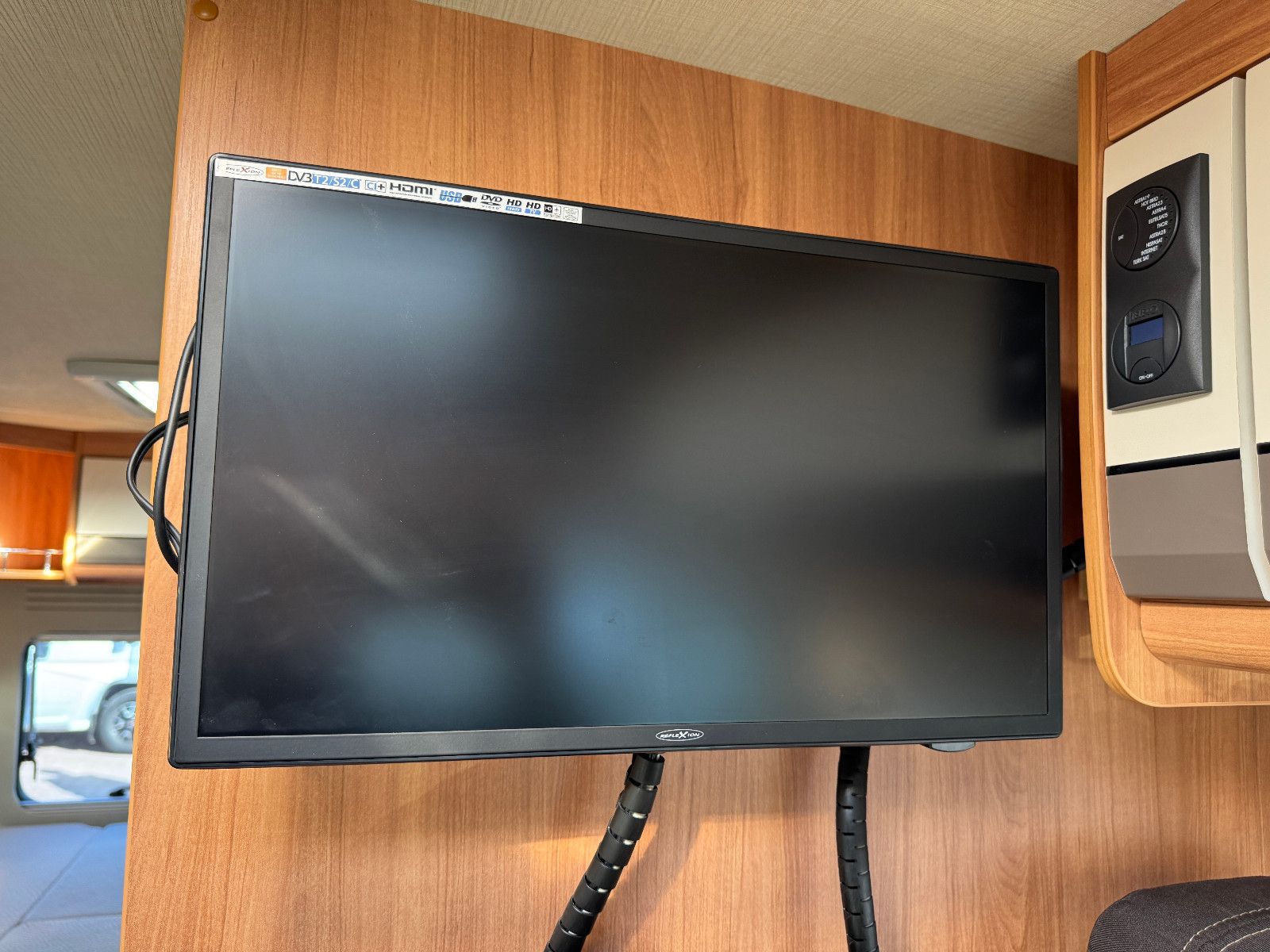 Fahrzeugabbildung Pössl SUMMIT 600 PLUS SOLAR TV AHK KAMERA NAVI SAT 1H