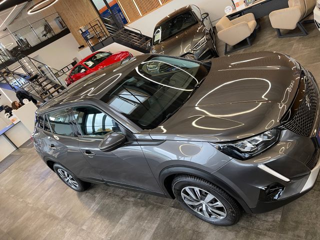 MYAUTOCENTER – Gebraucht- und Jahreswagen mit Werkstattservice in Pfaffenhofen Peugeot 2008 Active *Klima*Kamera*Navi*Bluetooth*DAB+*