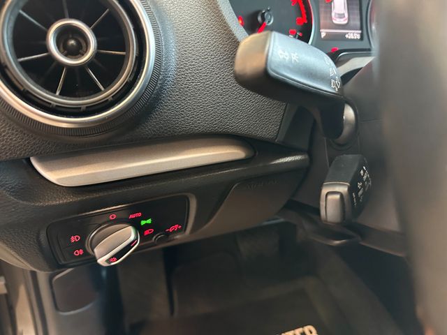 MYAUTOCENTER – Gebraucht- und Jahreswagen mit Werkstattservice in Pfaffenhofen Audi A3 Sportback ambition quattro *TÜV*LED*