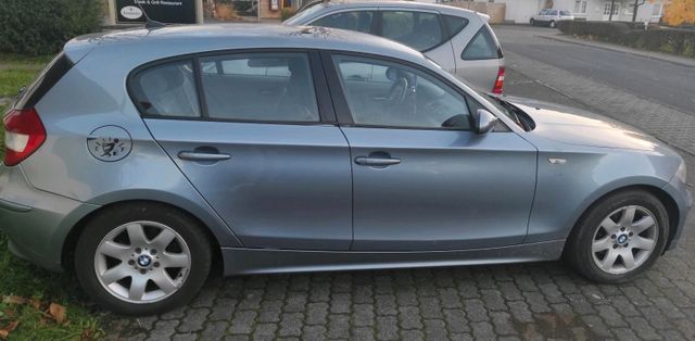 BMW Ich verkaufe hier einen BMW 1er