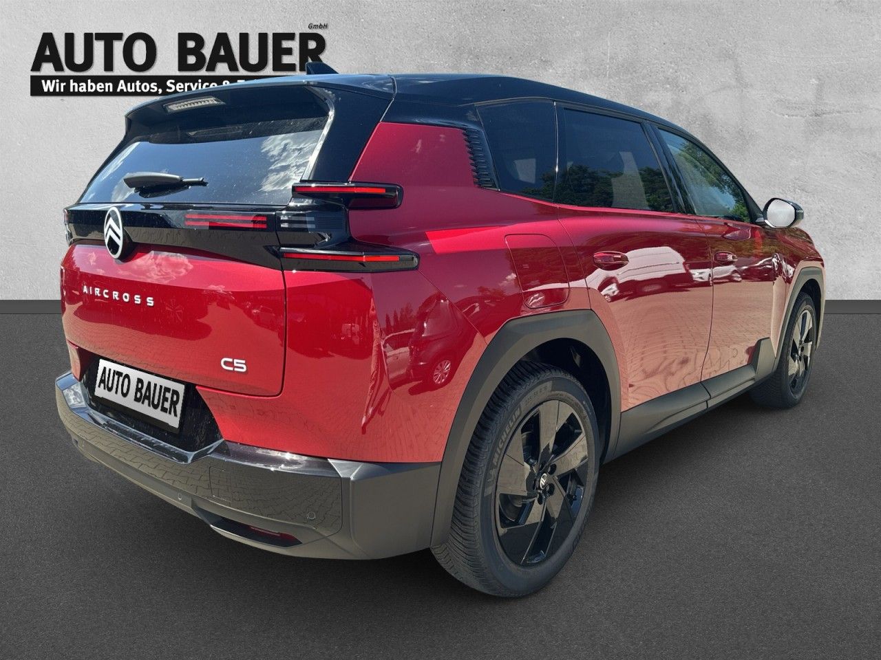 Fahrzeugabbildung Citroën C5 Aircross 145 Hybrid PLUS - mit KI generiert/bearbeitet