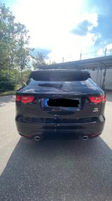 Jaguar F-Pace 30d AWD First Edition Automatik First... - Jaguar: Auto