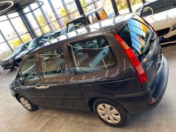 MYAUTOCENTER – Gebraucht- und Jahreswagen mit Werkstattservice in Pfaffenhofen Citroën C8 2.0 16V Tendance *2. Hand*Klima*7-Sitzer*PDC*
