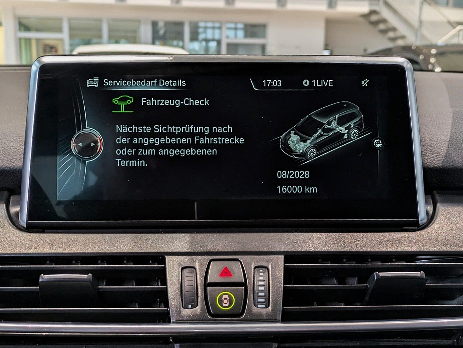 Fahrzeugabbildung BMW 220d Gran Tourer LEDER NAVI HUD PANO LED CAM