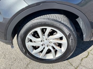 Land-Rover Discovery Sport - 9