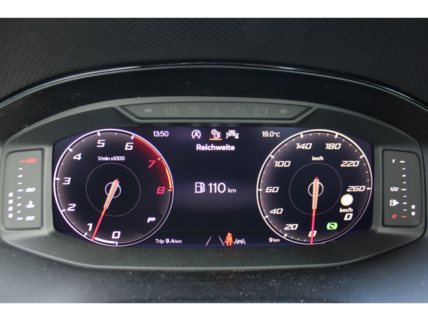Fahrzeugabbildung SEAT Arona 1.5 TSI 110 kW FR DSG 10J Gar. ACC LED AHK