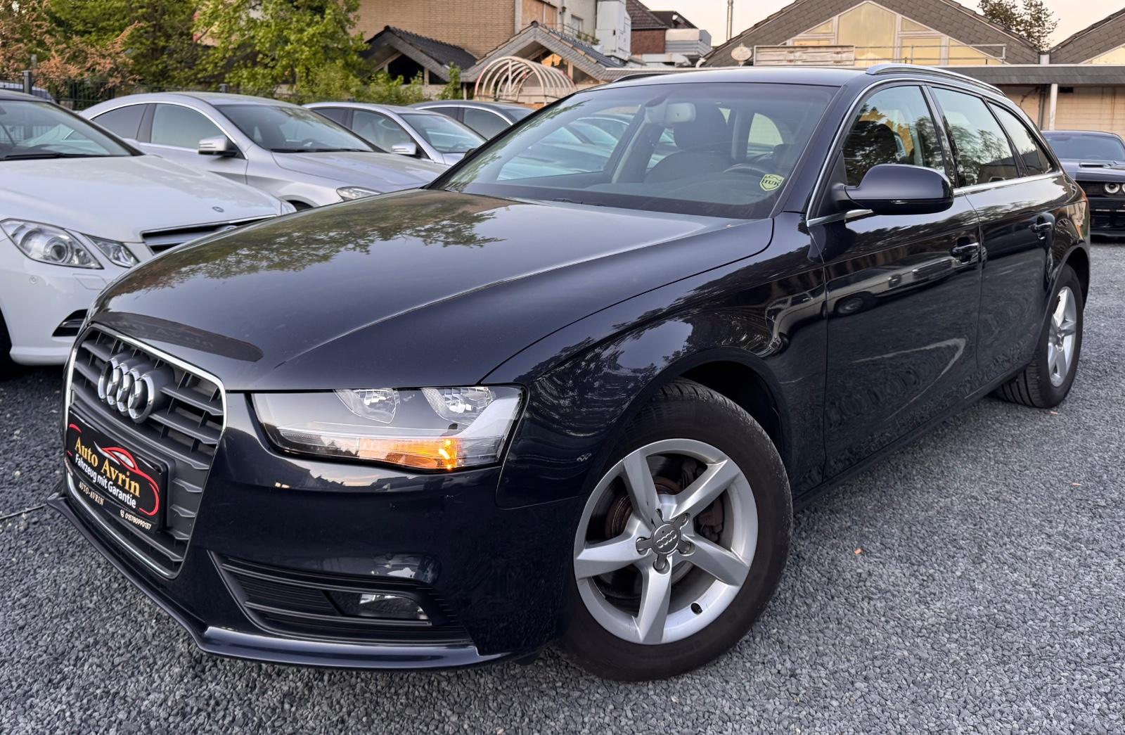 Audi A4 Avant Ambiente 1HAND-LEDER-TEMPO-PDC