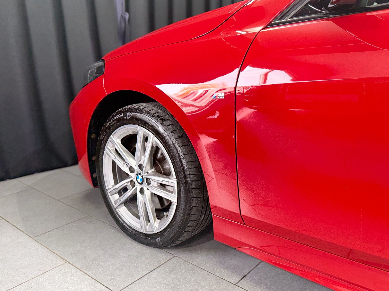 Fahrzeugabbildung BMW 118 d M Sport|HIFI|RF-CAM|DIG-TACHO|NAVI