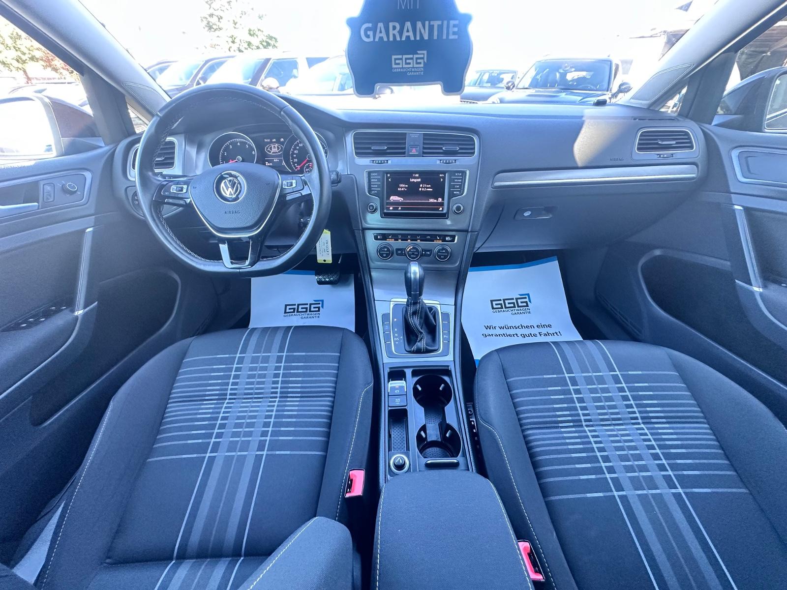 Volkswagen Golf VII Lim. Lounge BMT