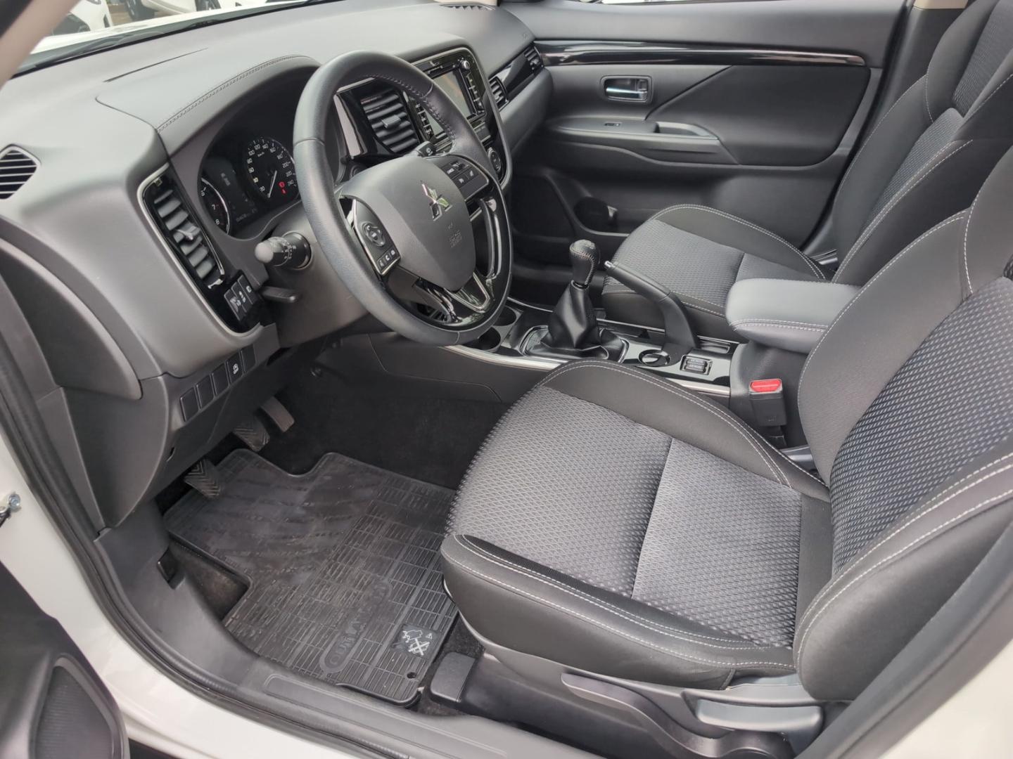 Mitsubishi Outlander Diamant Edition 2,0 l MIVEC 2WD