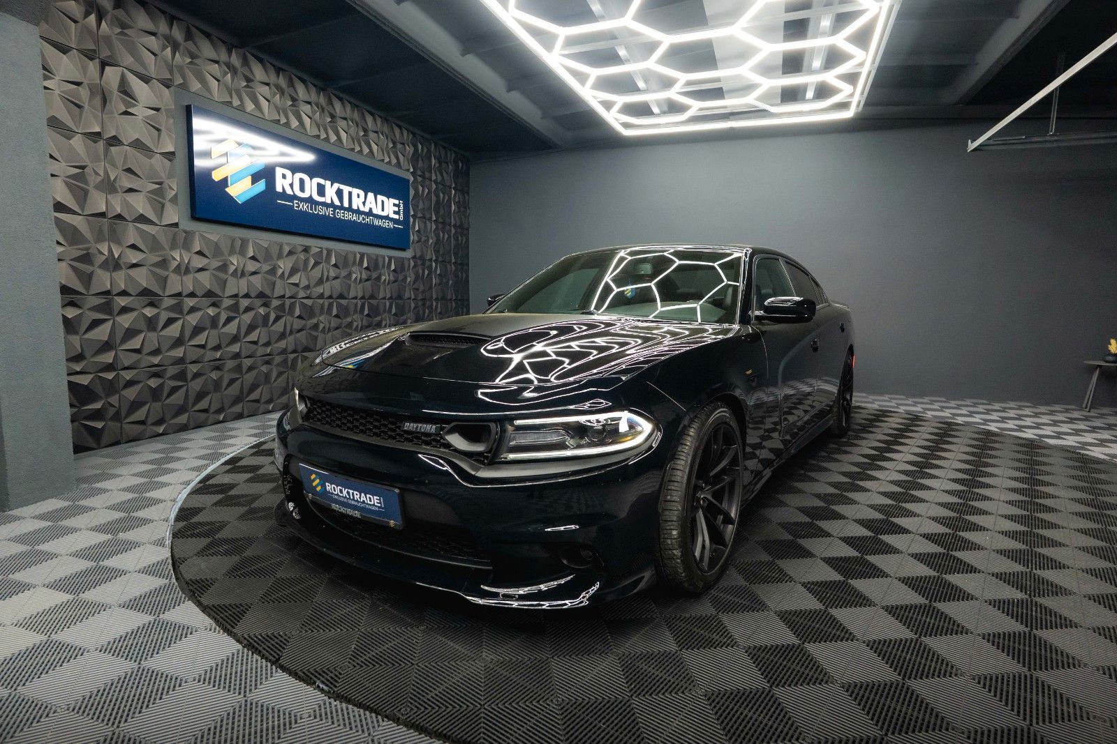 Fahrzeugabbildung Dodge Charger 6.4 V8 SRT 392 SCAT PACK DAYTONA Perform