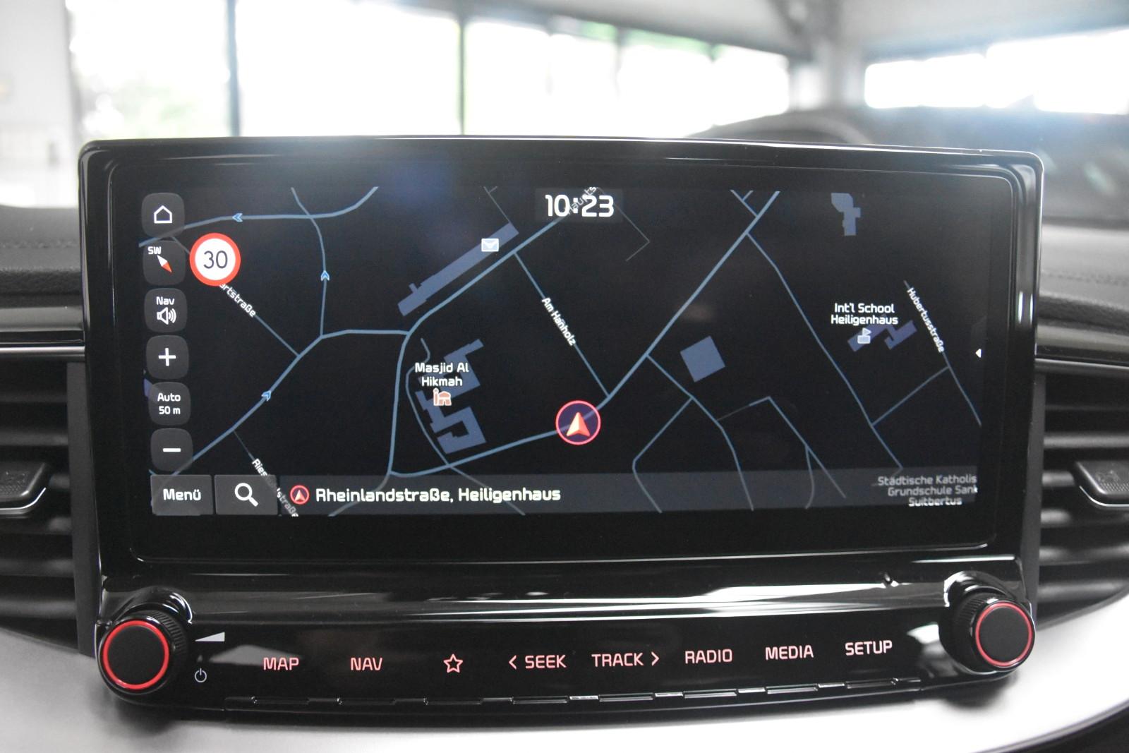 Kia Ceed SW Ultimate Edition DCT Navi Kamera SCC
