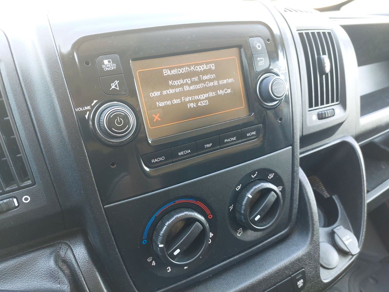 Peugeot BOXER KASTEN330 L1H1 START&STOP KAMERA BLUETOOTH – Bild 14