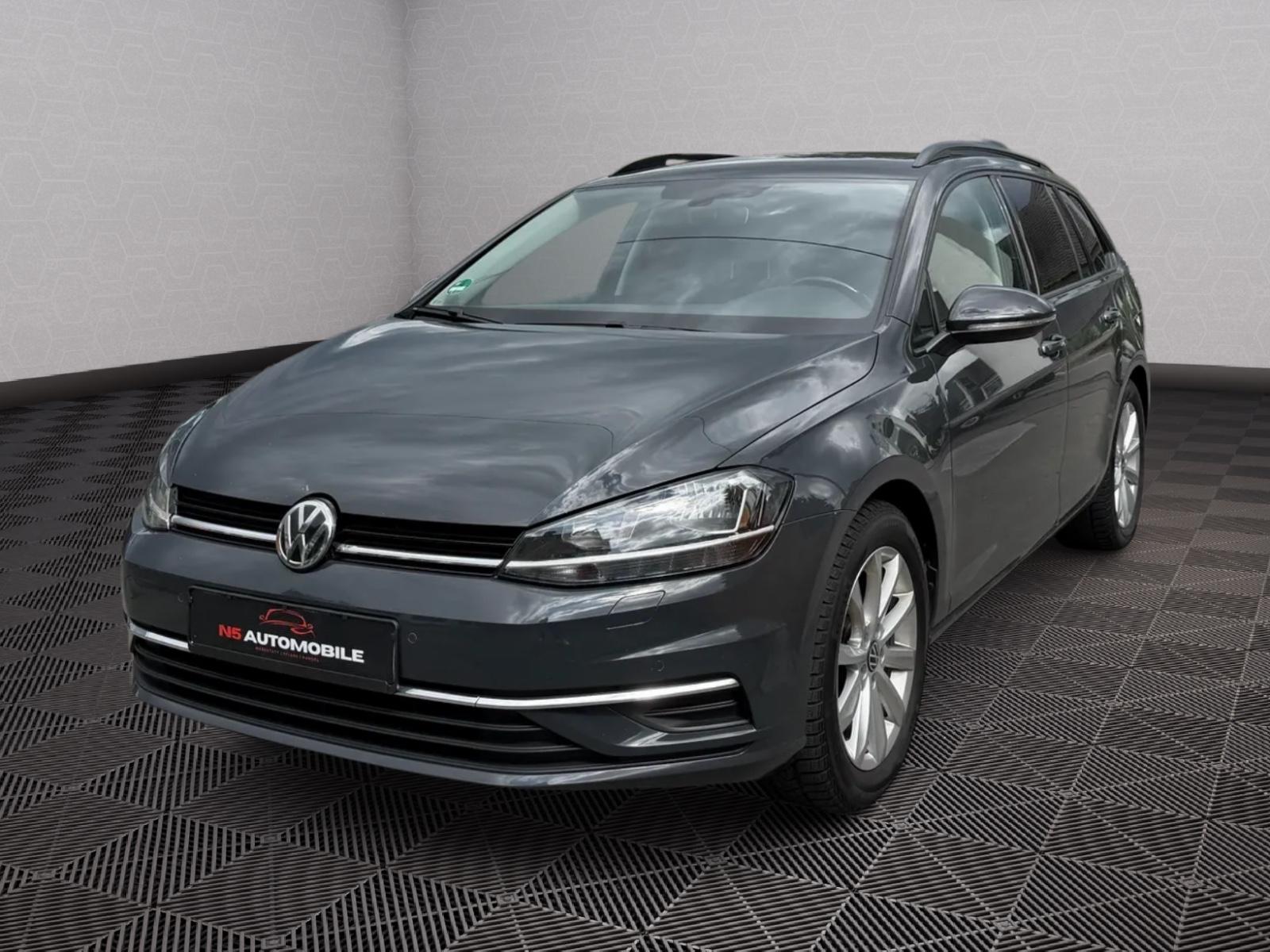 Volkswagen Golf VII Variant 2.0 TDI DSG/ ACC/ AHK/ SCHECKHE