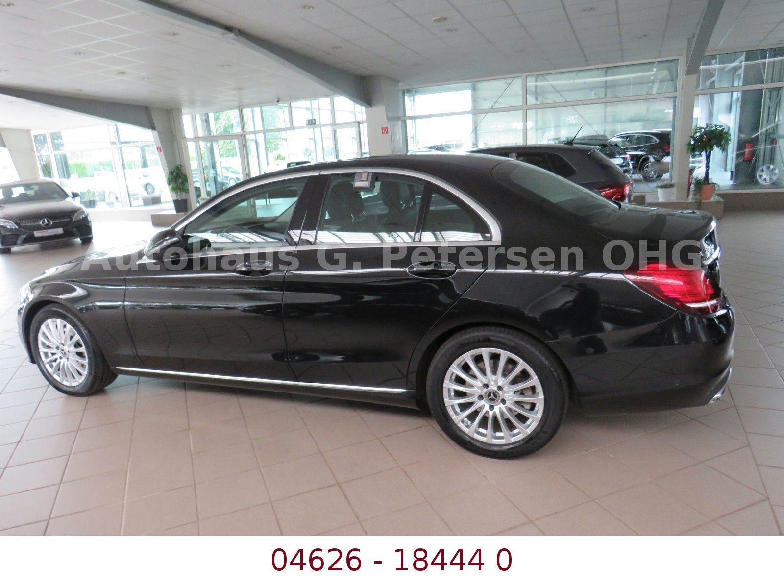 Fahrzeugabbildung Mercedes-Benz C 220 d*Multibeam LED*AHK*COMAND*GHSD*