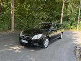 Opel Vectra Caravan 1.9 CDTI Edition Plus 110kW E... - Opel Vectra aus 2007 mit Diesel-Antrieb