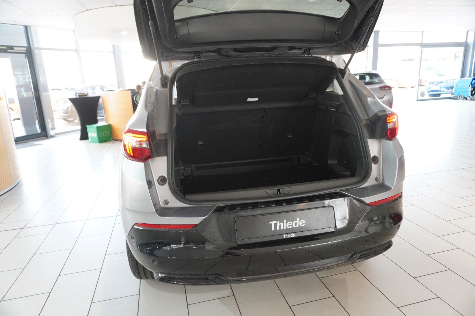 Fahrzeugabbildung Opel Grandland (X) 1.2T GS SPORT NAVI/LED/VIRT./DAB+