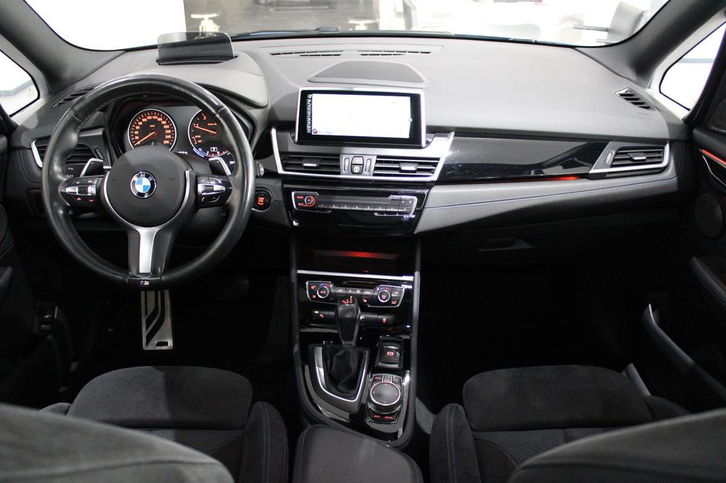 BMW 220