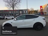 Tesla Model Y Performance - Tesla Model Y Gebrauchtwagen in Berlin